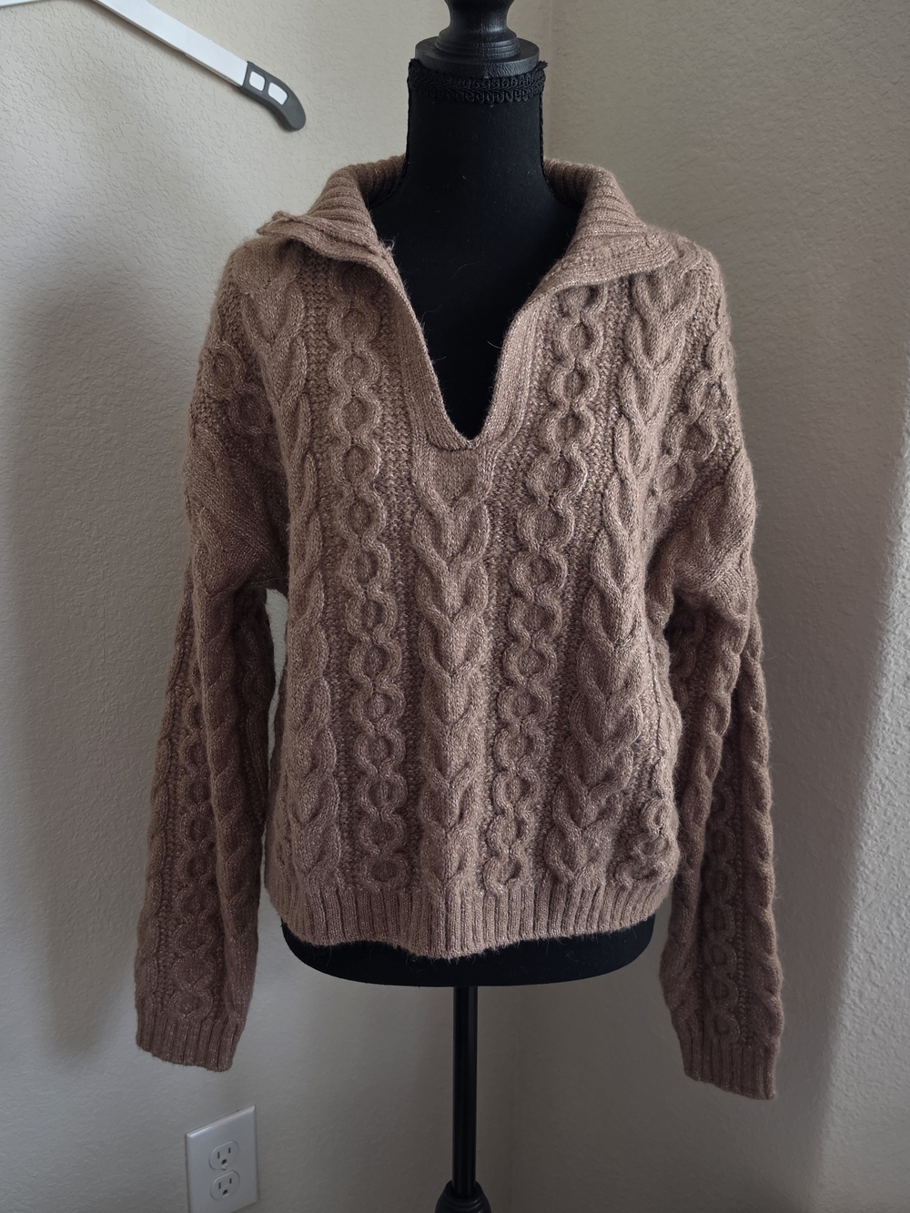 a new day Brown Cable-Knit V-Neck Sweater NWT M